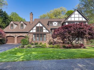 10654 Canterberry Rd, Fairfax Station, VA 22039