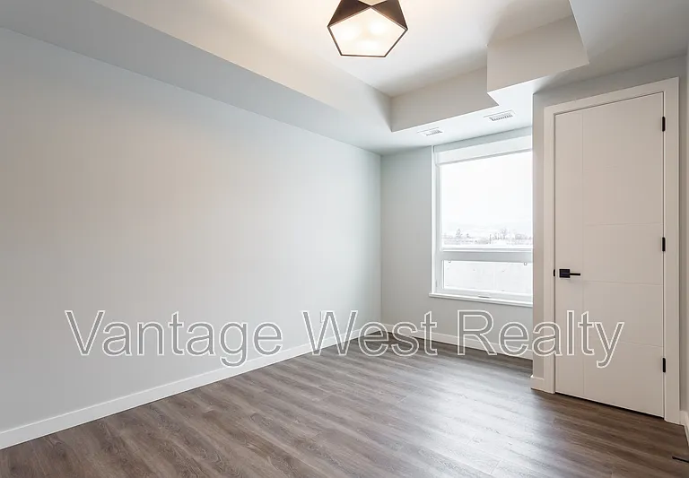 1215 Saint Paul St #205 — Photo 7