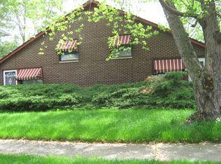 206 N Raynor Ave, Joliet, IL 60435