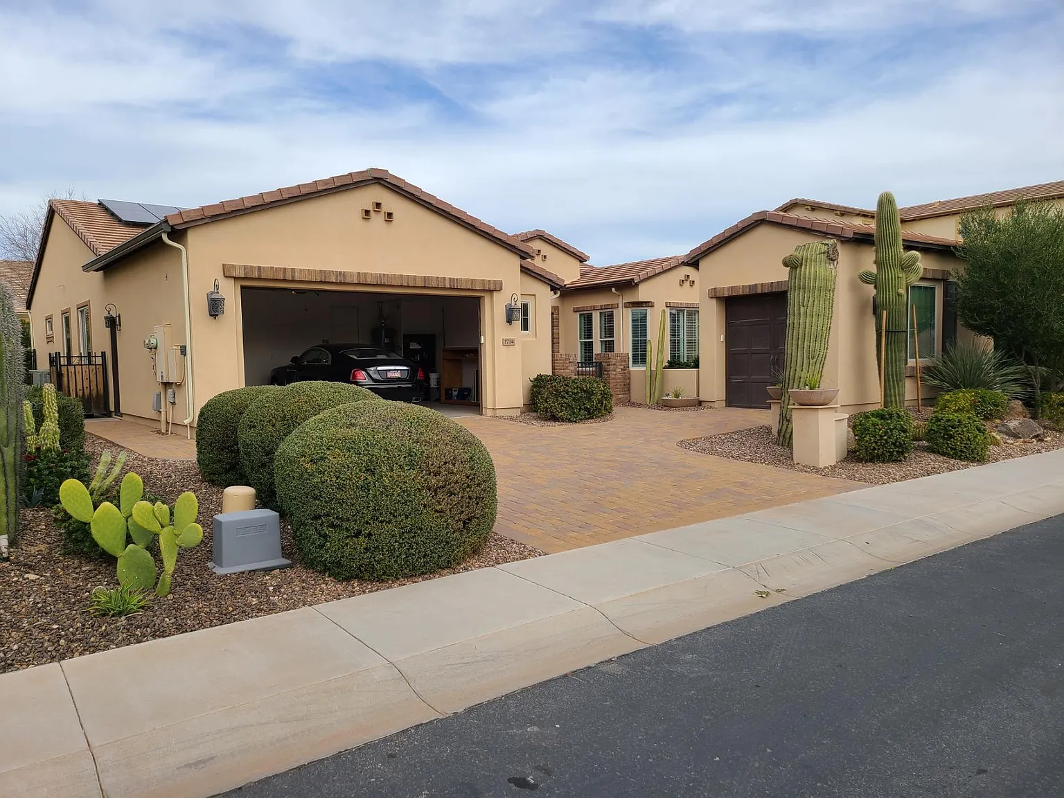 2 bed, 2165 sqft, $2,900 — Photo 3