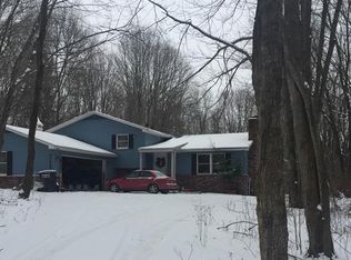 200 Dodds Rd, Butler, PA 16002