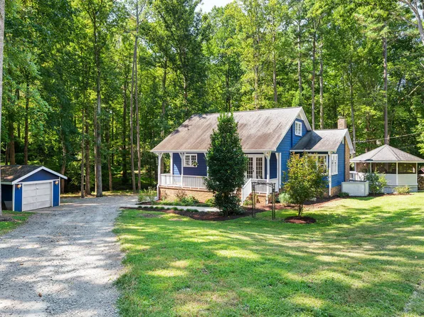2311 Falls Dr, Chapel Hill, NC 27514