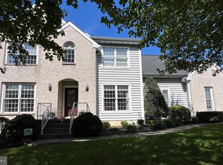 22 Stone Hedge Dr, Lebanon, PA 17042