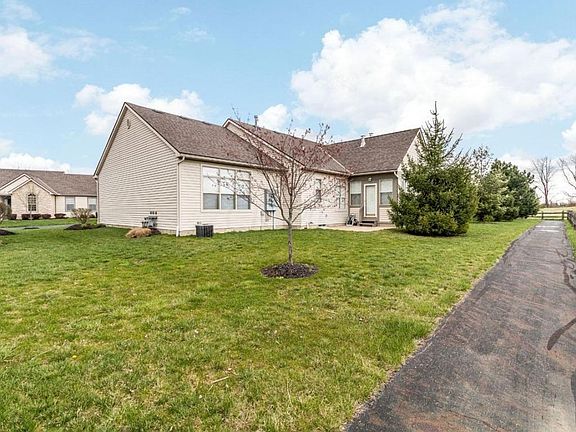 3rd image of 171 Pebble Creek Dr SW