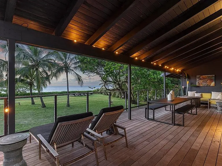 33 Hana Hwy — Photo 34