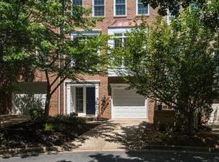 4655 Kinsey La, Alexandria, VA 22311