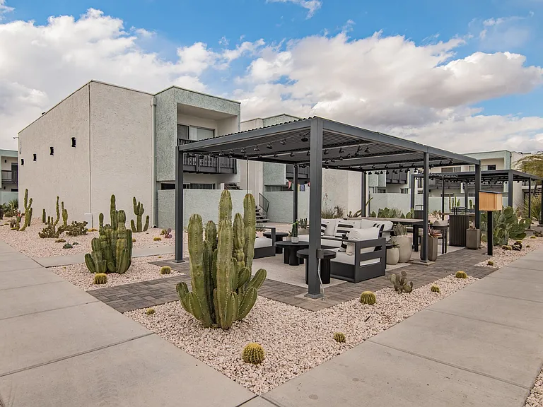 Echo Luxury Apartments — Photo 37