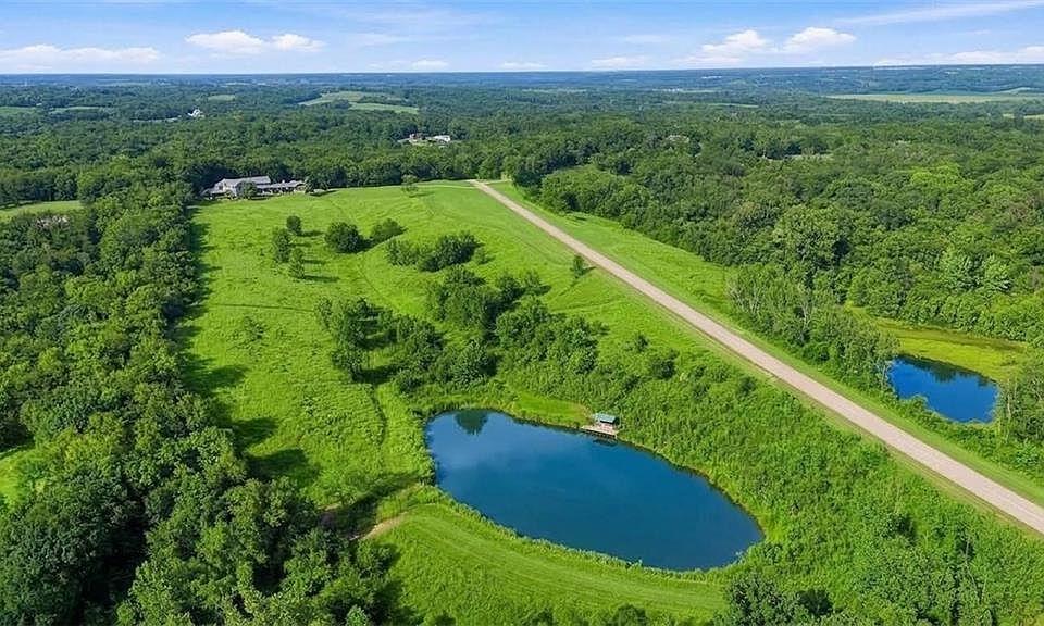 1st image of 22350 Grass Pad Rd