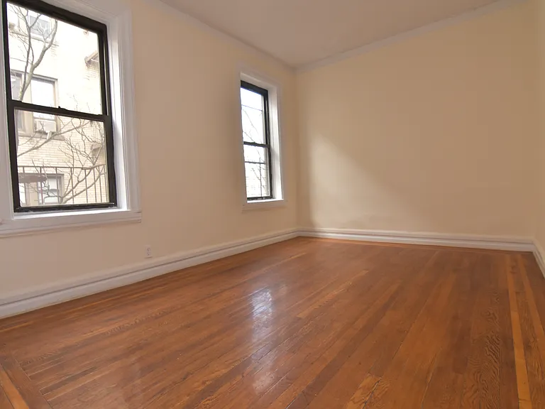 20 Laurel Hill Ter #4C — Photo 5