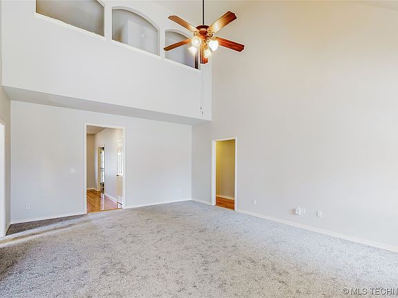 4th image of 4223 S Redwood Pl E