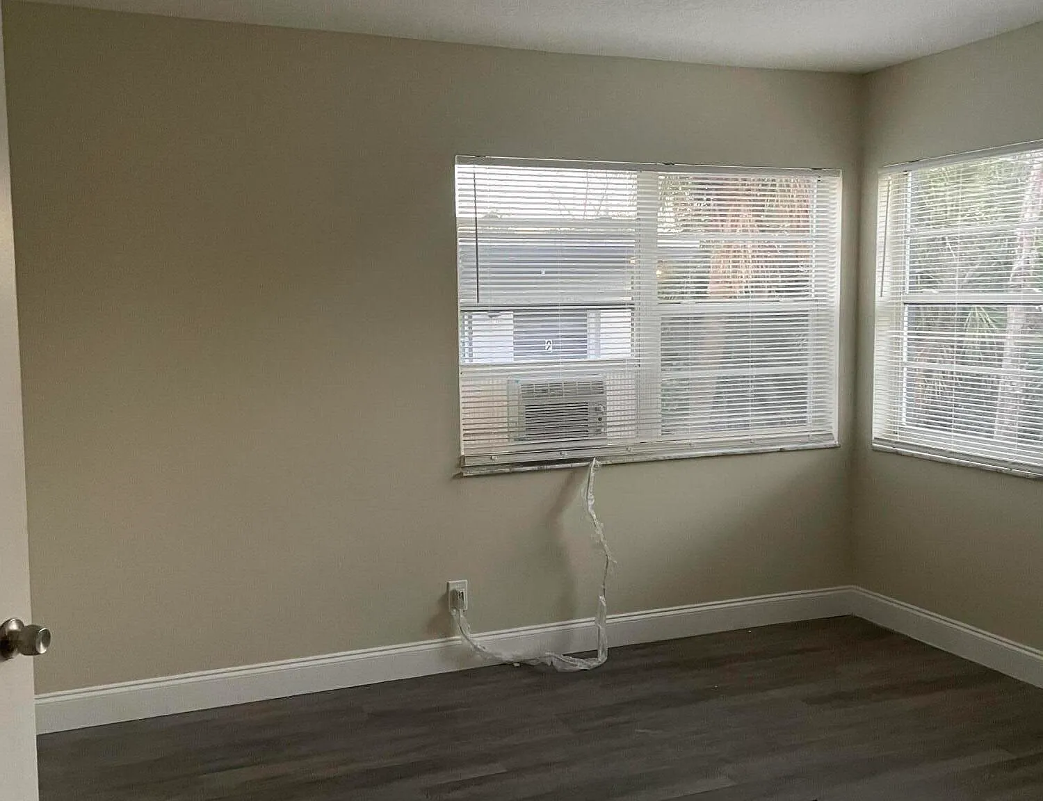 2 bed, 1.0 bath, 1000 sqft, $1,750 — Photo 2