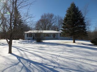 8164 Buckell Lake Rd, Holly, MI 48442