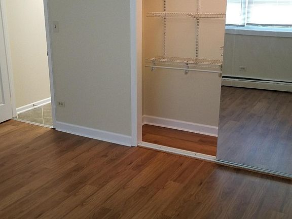 4th image of 4517 Sunnyside Ave APT 3N