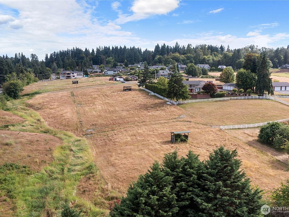 2nd image of 10 XX S Fruitland