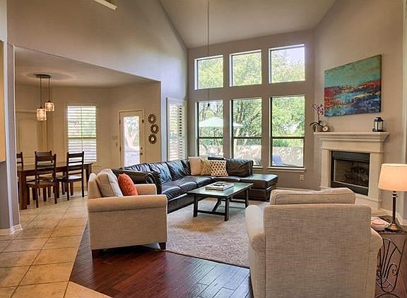 Open floor plan with awesome views around house!