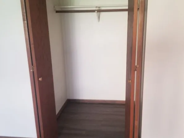 Loy Apartments, 1102-1110 Loy Ave #1110-6, Wahpeton, ND 58075