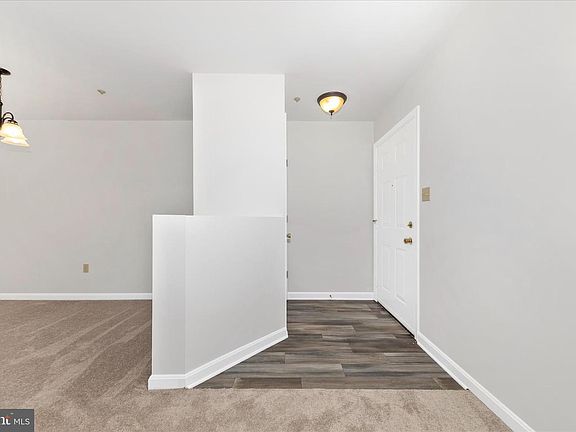 2nd image of 3855 Shadywood Dr Unit 1A