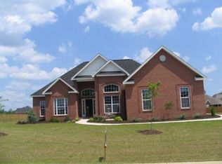 616 Trails End Cir, Bonaire, GA 31005