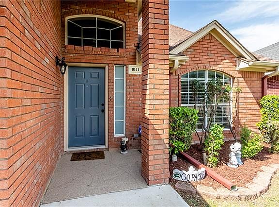 3rd image of 8141 Heritage Place Dr