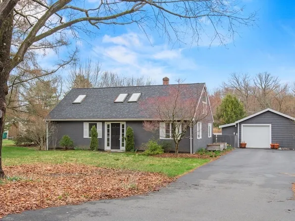 198 Old Elm St, Mansfield, MA 02048