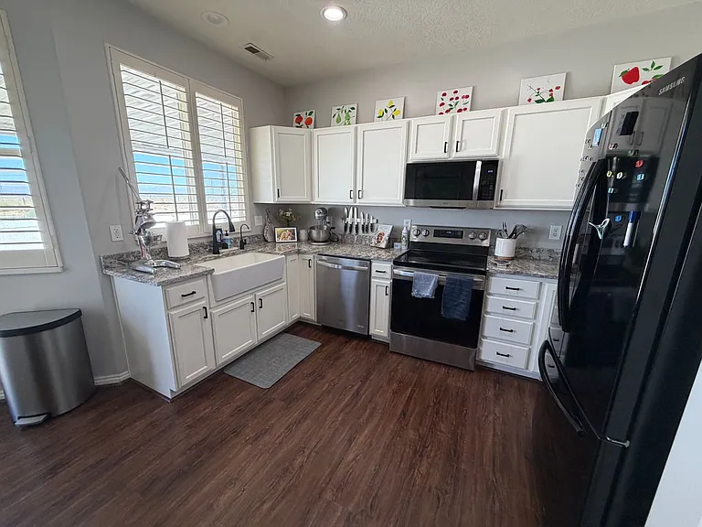 721 N Skipton Dr — Photo 7