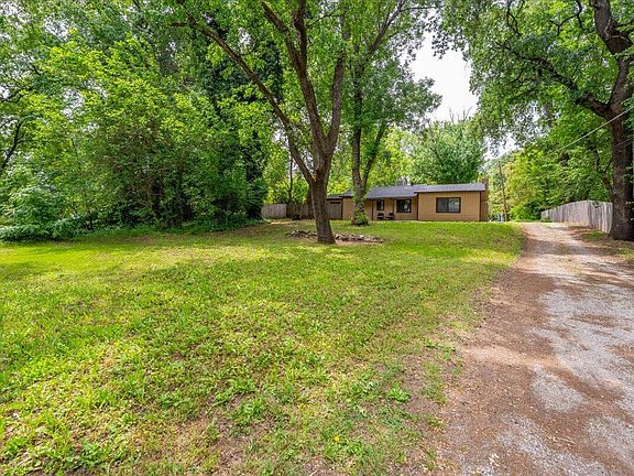 2nd image of 5750/5756 Wildwood Dr