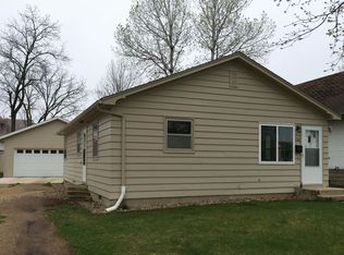 1110 11th St, Milford, IA 51351