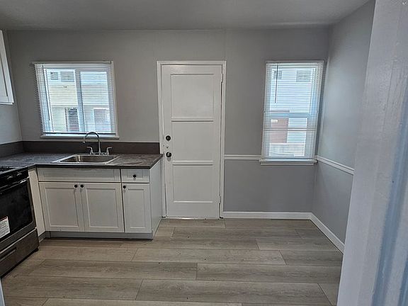 2nd image of 728-730 E Garfield Ave #728A