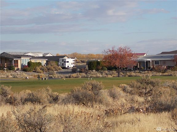 4th image of 867 Desert Aire Dr SW