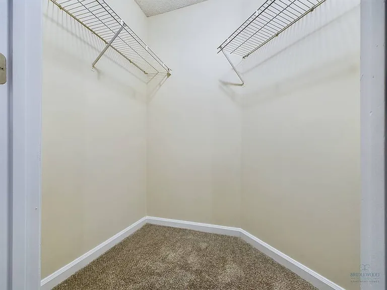 Bridlewood On Westland Apartments — Photo 64
