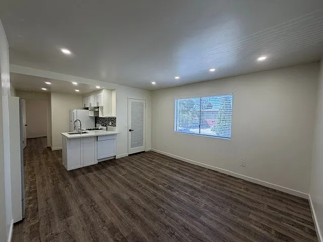 1 bed, 450 sqft, $1,850 — Photo 3