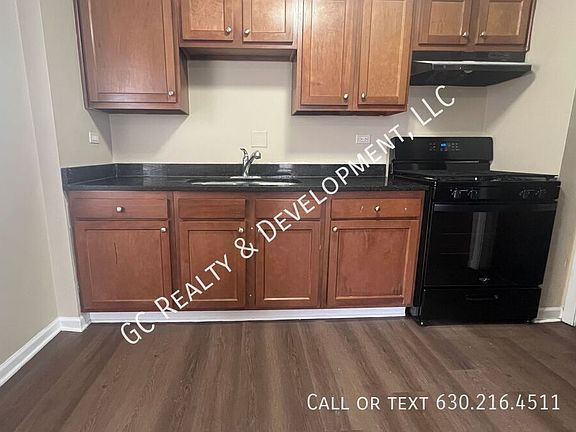3rd image of 9919 S Paxton Ave