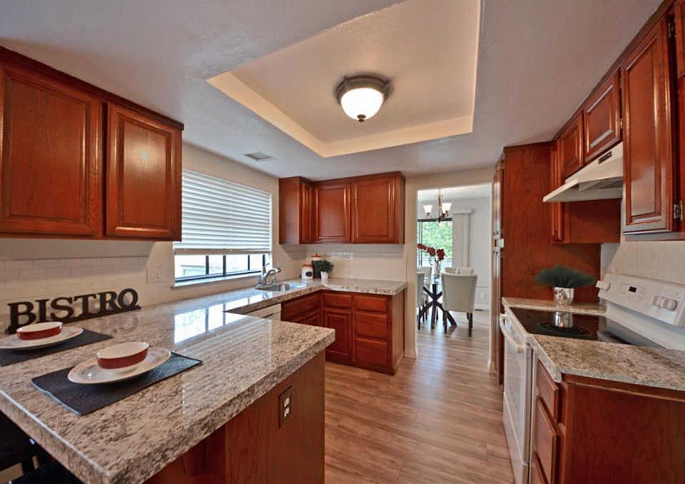1st image of 227 Del Monte Ln