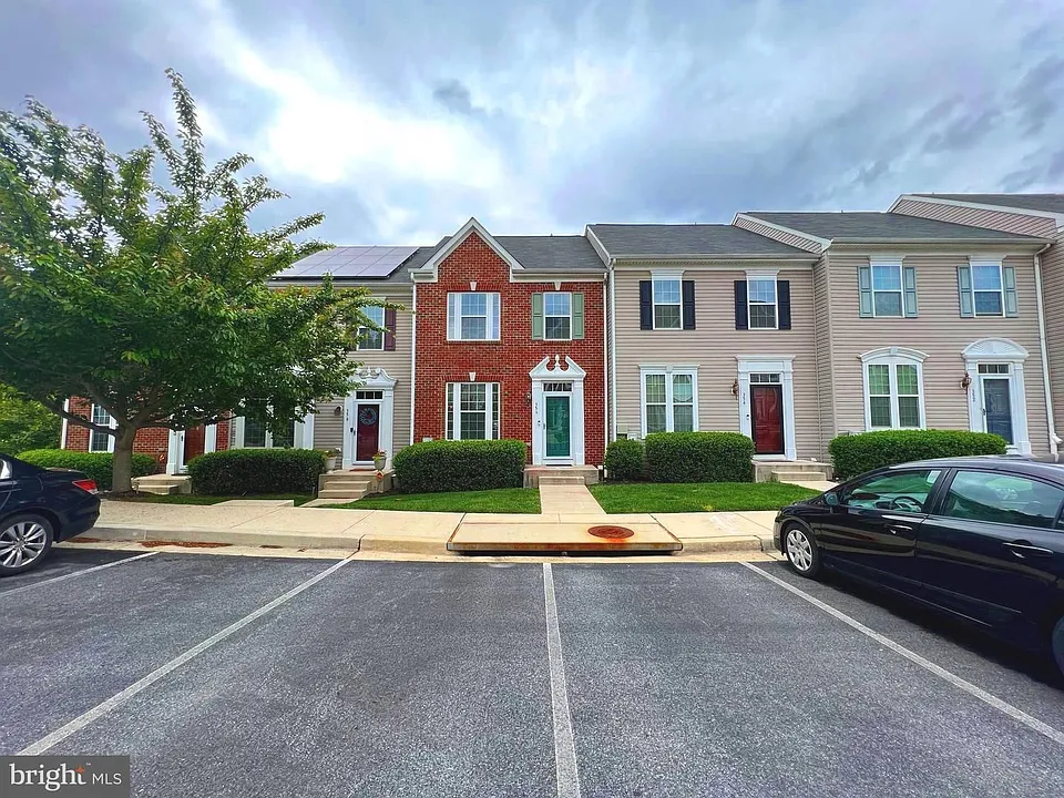 356 Paladium Ct