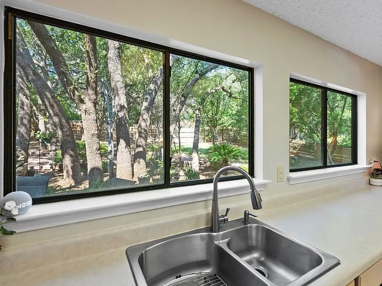 16125 Walnut Creek Dr — Photo 7