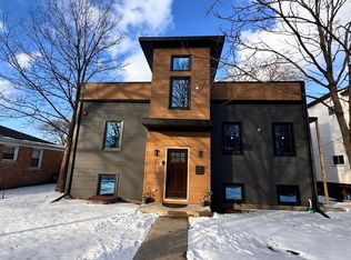 2307 Lake St, Evanston, IL 60201