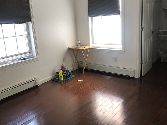 5th image of 218 Union Ave #1