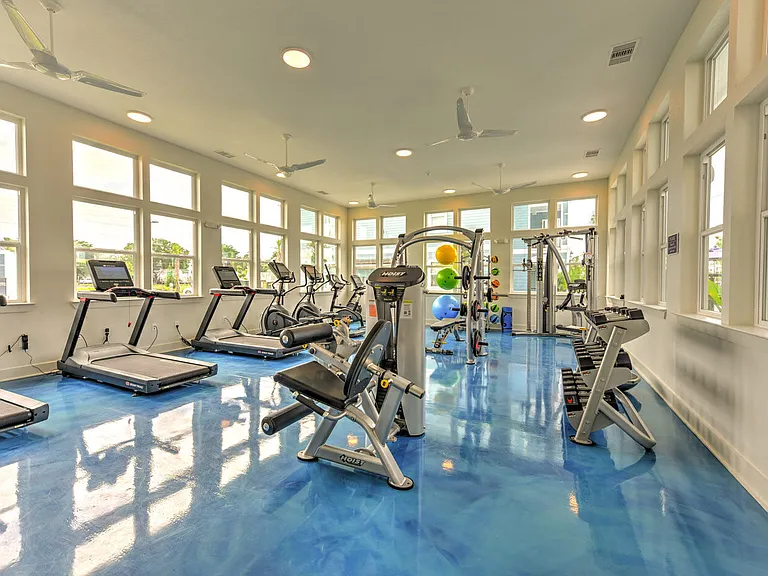 Lumen Luxury Apartments — Photo 16