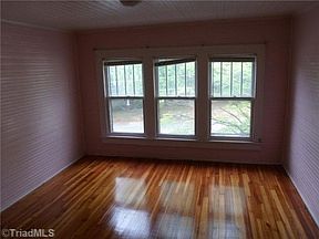 3rd image of 403 W Center St