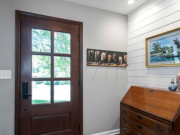 5th image of 1845 Blairmore Ct