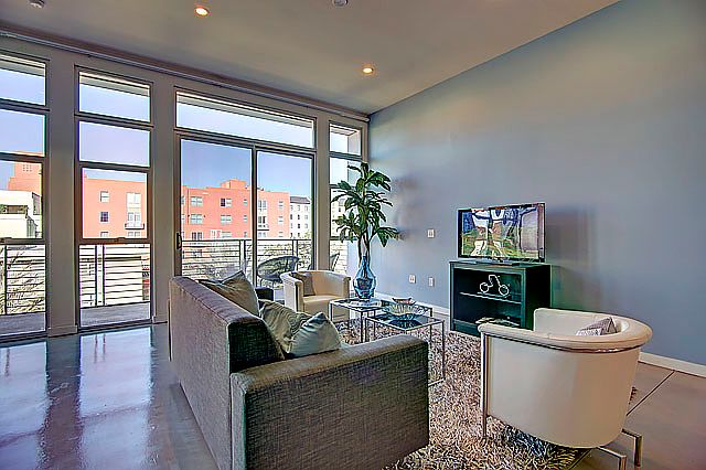 1st image of 238 S Arroyo Pkwy Unit 402