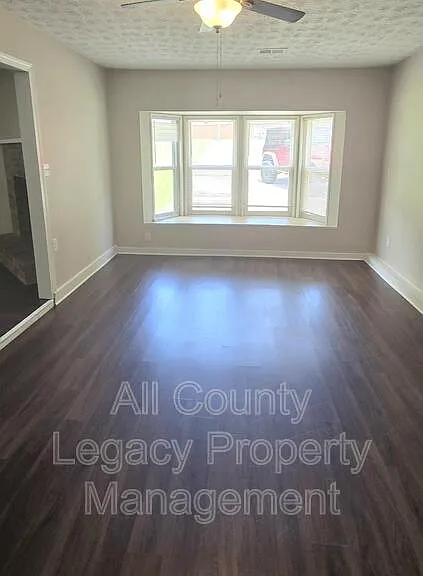 4419 Flakes Mill Rd — Photo 4