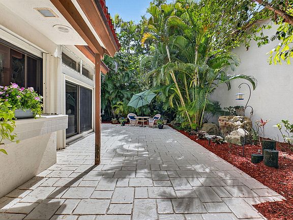 5th image of 21700 Club Villa Terrace