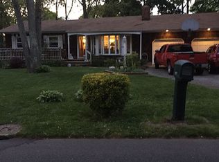 157 Furrows Rd, Holbrook, NY 11741