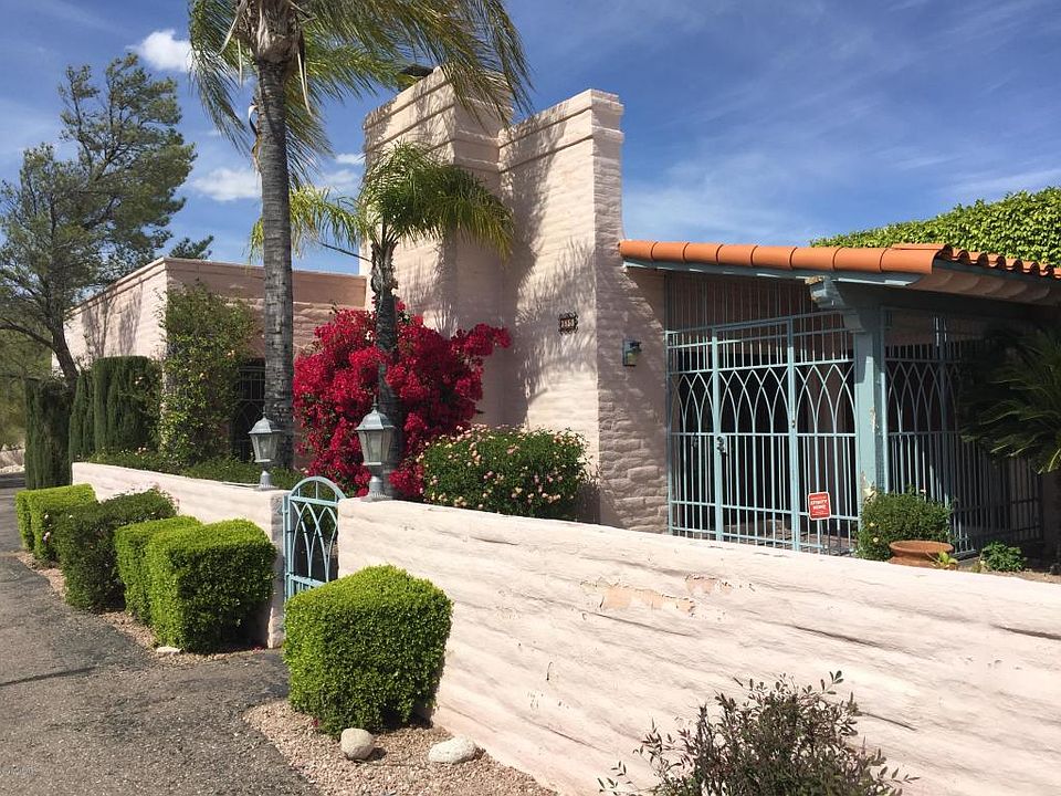 Welcome to 3850 N Pantano Rd