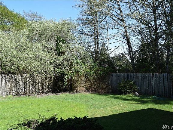 4th image of 450 Snahapish Ave SE