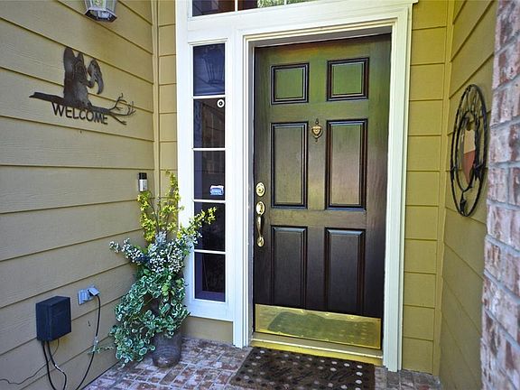 3rd image of 3814 Buckley Ln