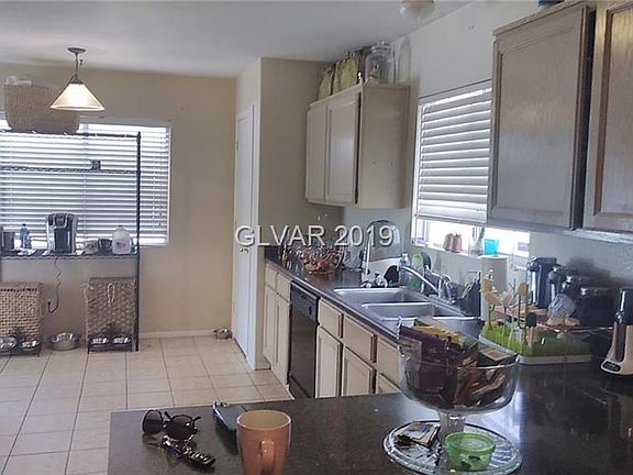 4th image of 3902 Grasmere Ave