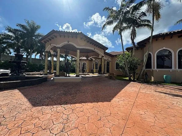 11920 SW 51st St, Miami, FL 33175