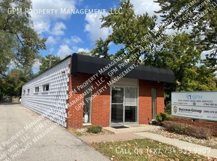 23380 Goddard Rd, Taylor, MI 48180